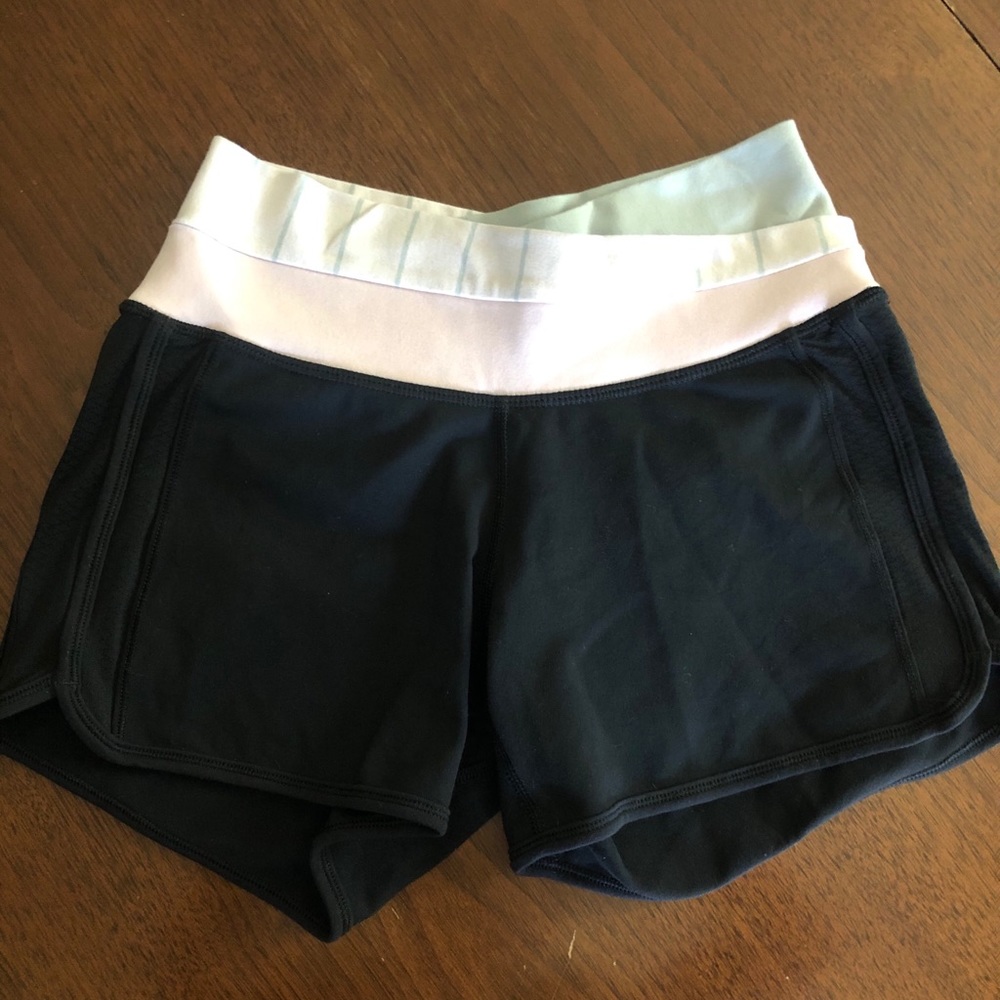 Lululemon shorts size 2